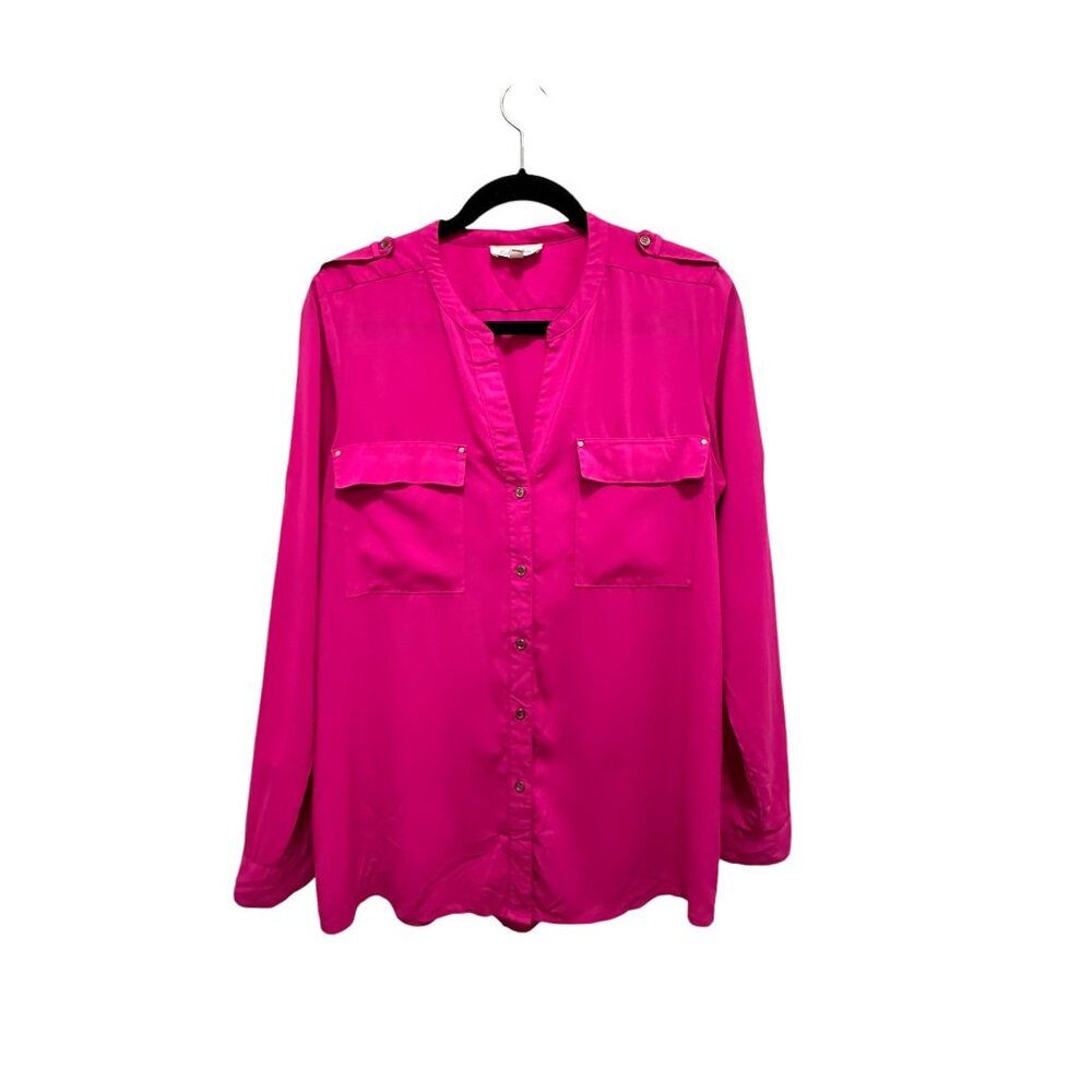 👗 2/$30 👗 Bright Fuchsia Button Down Shirt Double Pockets sz M